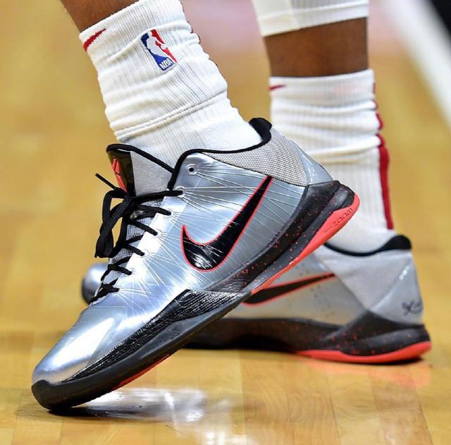 的穿透通道 的穿透通道