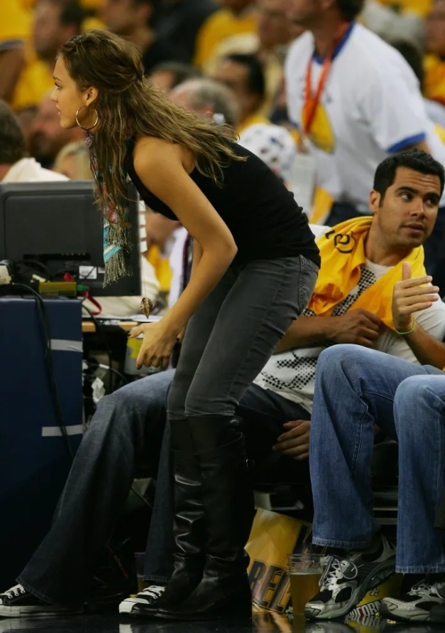 罚球线上的 罚球线上的